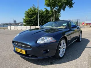 Jaguar XK 4.2 V8 Coupé