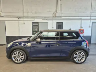 Mini 3-Deurs 1.5 Cooper Chili Serious Business Harman Kardon