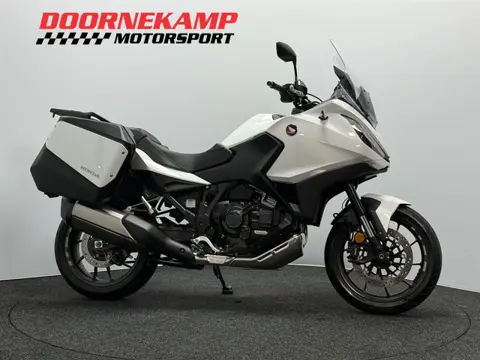 Honda NT 1100 DCT (bj 2023, automaat)