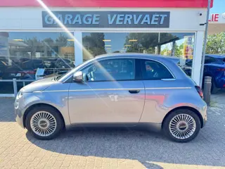 Fiat 500 Icon 42 kWh (bj 2023, automaat)