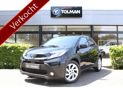 Toyota Aygo X 1.0 VVT-i MT First | Rijklaar | Stoelverw. | Apple/Android | Clima | Adap. cruise