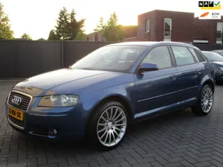 Audi A3 Sportback 1.6 FSI Attraction Sportback Airco Clima !