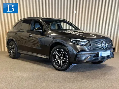 Mercedes-Benz GLC 300e 4 Matic AMG STYLING-PANORAMA-TREKHAAK-MEMORY-NIGHT-ACC-360 CAMERA-COMPLEET