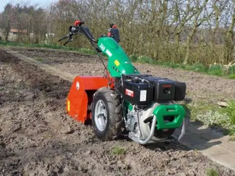 Gramegna krusasspitmachine VM 12-65 nieuw