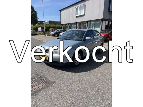 Audi A3 1.6 Attraction 5 Deurs,Clima Apk 05-06-2027