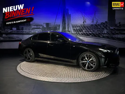 BMW 5-serie 530e M Sport*ComfStoelen*DrivAss+*Trekhaak*NLAuto*1Eig*