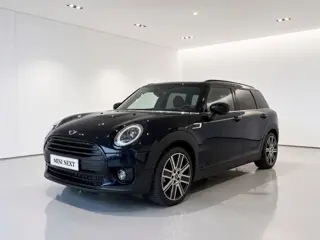MINI Clubman Cooper MINI Yours | Leder | 18" | Camera | Privacy Glass | Piano Black Exterior