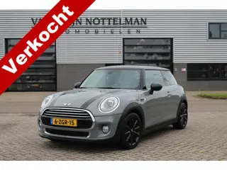 MINI Cooper 1.5 Cooper Pepper / Navigatie / Stoelverwarming / N.A.P.