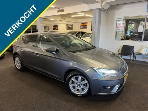 SEAT Leon 1.0 EcoTSI Style*Camera*Xenon*Carplay*Velgen