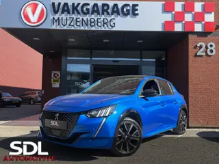 Peugeot 208 1.2 PureTech GT 131PK!! // NAVI // ADAPTIVE CRUISE // VIRTUAL COCKPIT // TREKHAAK // PAN