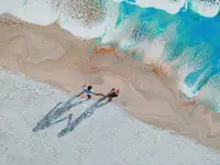 Jasmin Navoyan - Beach for two (Large)