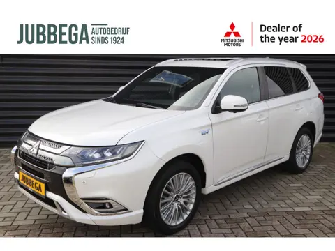 Mitsubishi Outlander 2.4 PHEV Instyle Opendak, 1e eigenaar, Dealer O.H. Adapttieve cruise, SOH = 82%