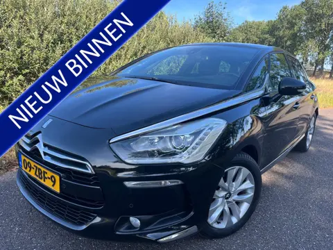 Citroën DS5 1.6 | Clima | Cruise | Navi | Panodak | Achteruitrijcamera | Trekhaak | APK juli 2027