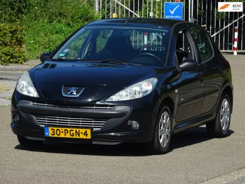 Peugeot 206 + 1.4 Millesim 200 5DEURS BJ2011 NAP/AIRCO/APK