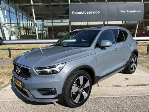 Volvo XC40 1.5 T3 Momentum Pro 164 PK / Camera / Elek. Achterklep /