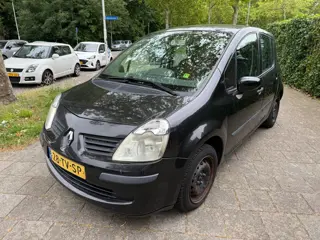Renault Modus 1.4-16V Exception