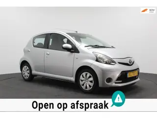 Toyota Aygo 1.0 VVT-i Comfort | Airco | LED verlichting | Elektrische ramen