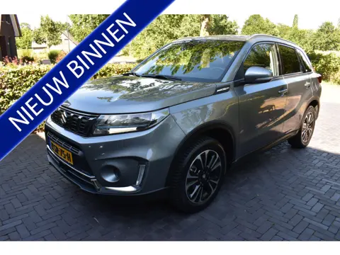 Suzuki Vitara 1.4 Boosterjet Style Hybrid Pano Leer NIEUWST!