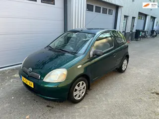 Toyota Yaris 1.3-16V VVT-i Sol! 215 DKM NAP!