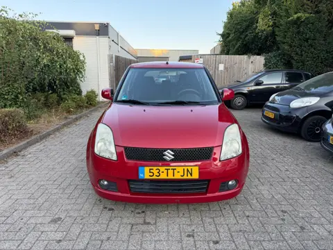 Suzuki Swift 1.5 Exclusive