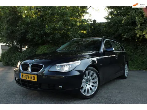 BMW 5-serie Touring 525i High Executive | Pano | CarPlay | Memory | Leder