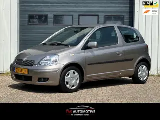 Toyota Yaris 1.3 VVT-i Sol 2e EIG / AUTOMAAT / AIRCO / NAP