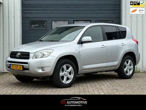 Toyota RAV4 2.0 VVTi Linea Sol 4x4 2e EIG / CLIMA / CRUISE