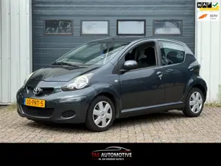 Toyota Aygo 1.0-12V Comfort Navigator AIRCO / CARPLAY