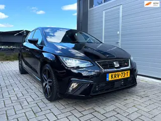 Seat Ibiza 1.5 TSI FR Business Intense LED - Apple CarPlay - 18" - Virtual Cockpit - Navigatie - Ach