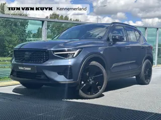 Volvo XC40 2.0 B4 Plus Black Edition / Pano. dak / Elek. verstelbare stoelen / Harman Kardon / Stoel