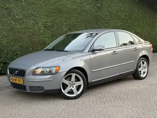 Volvo S40 2.4 Elan/Airco/ Elek.ram/ Trekhaak APK Juli 27