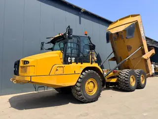 Cat 735 04A (bj 2018)
