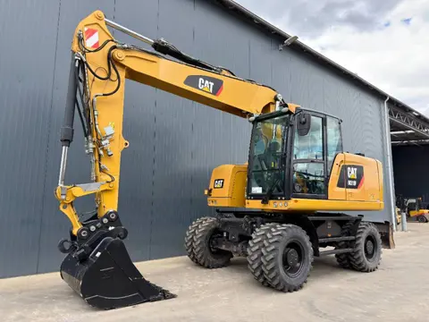 Cat M318F (bj 2015)