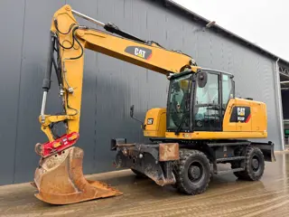 Cat M318F (bj 2015)