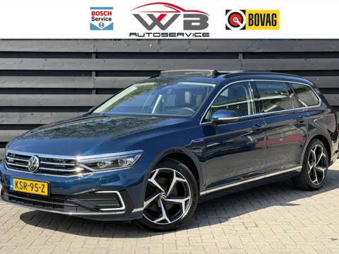 Volkswagen Passat Variant 1.4 TSI PHEV GTE PANO I IQ Light I 360° I Leder