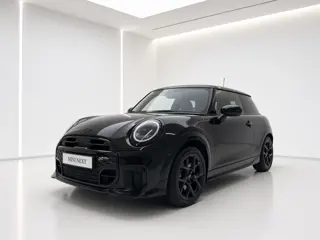 MINI 3-deurs Cooper C John Cooper Works M | 17" | Comfort Acces | Panorama | Stoel/Stuurverwarming |