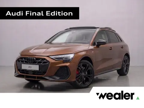 Audi A3 Sportback S edition Competition 45 TFSI e 200 kW / 272 PK | Ipanemabraun Audi Exclusive | Pa