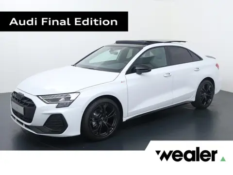 Audi A3 Limousine 30 TFSI S edition 116 pk S-tronic | 18" Velgen lichtmetaal | Elektrisch Panoramada