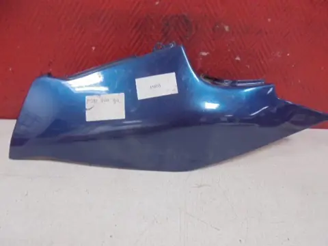 RECHTER ACHTERKANT Yamaha FZR 400 1986 - 1989