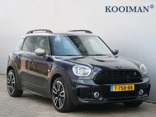MINI Countryman 2.0 Cooper S Rockingham GT Edition Headup display / Camera / 19 Inch / Sportstoelen