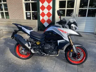 Benelli TRK 902 STRADALE ABS (bj 2026)