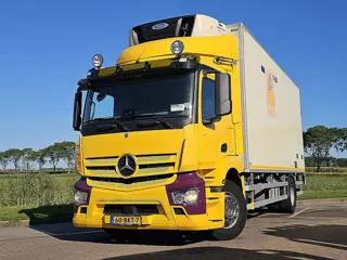 MERCEDES-BENZ ANTOS 1824