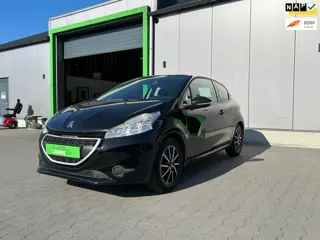 Peugeot 208 1.0 VTi Access LM velgen Airco Cruise Control Goed onderhouden en Nieuwe APK!