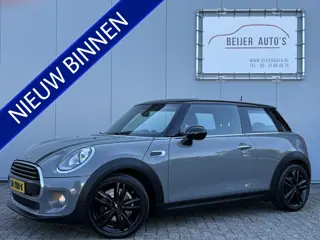MINI 3-deurs 1.5 Cooper Business Navigatie/Harman Kardon/17inch.