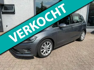Volkswagen Golf Sportsvan 1.2 TSI Connected Series | Massagestoel | org. wegklapbare trekhaak | Navi