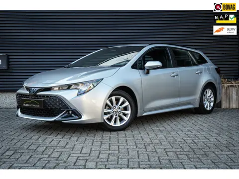 Toyota Corolla Touring Sports Hybrid 140 Active | CarPlay | ACC | Clima | Camera | Metallic | Navi |