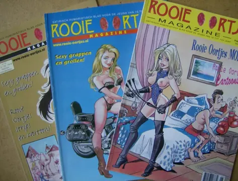 Rooie oortjes 2 adv 3705