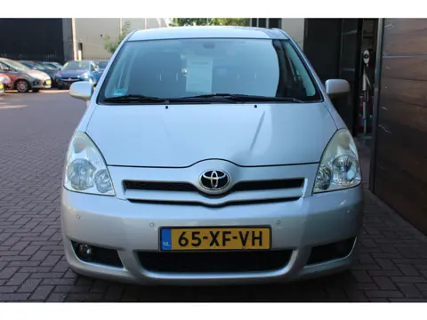 Toyota Verso 1.6 VVT-i Dynamic