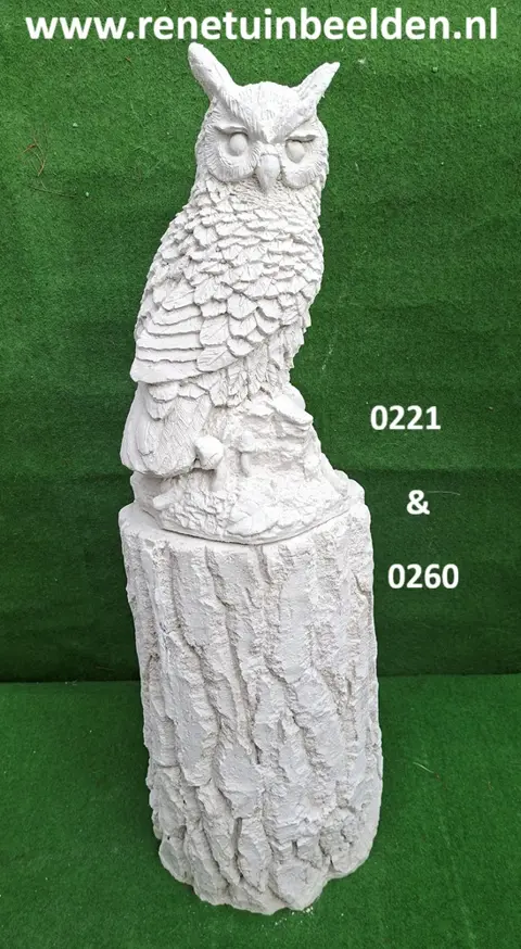 Uil met zuil boomstam. nr 0221 & 0260.