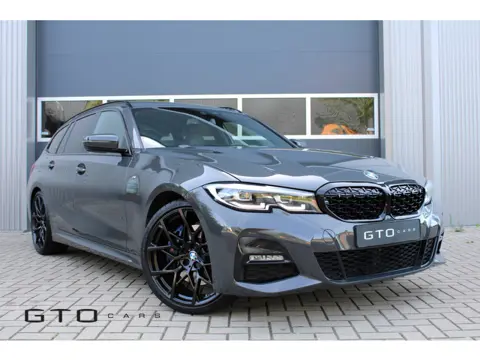 BMW 3 Serie Touring 330i M Sport | Pano | Apple Carplay | Sfeerverlichting | LED | Stoelverwarming